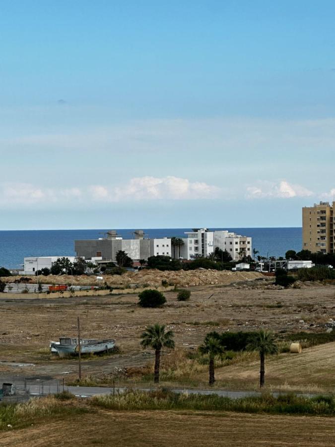 Maestro Sea - View Apartment Larnaca Exterior foto